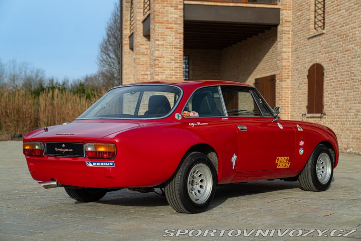 Alfa Romeo GT 2000 VELOCE replica GTAM 1973