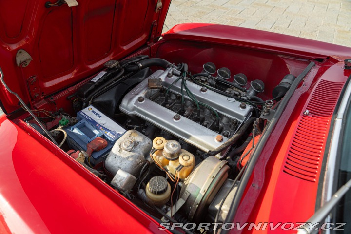 Alfa Romeo GT 2000 VELOCE replica GTAM 1973