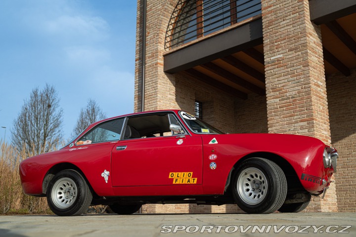 Alfa Romeo GT 2000 VELOCE replica GTAM 1973