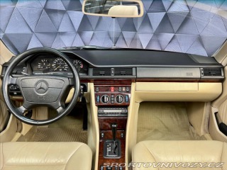 Mercedes-Benz E 300 CE 24V COUPE, BECKER, 1993