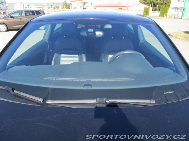 Volkswagen Scirocco 1,4 TSi 16V 118kw DSG GPS 2009