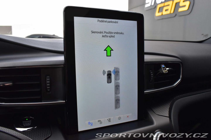 Ford Ostatní modely Explorer 3.0 ST-LINE*TAŽNÉ*7.MÍST* 2020