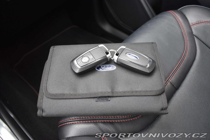 Ford Ostatní modely Explorer 3.0 ST-LINE*TAŽNÉ*7.MÍST* 2020