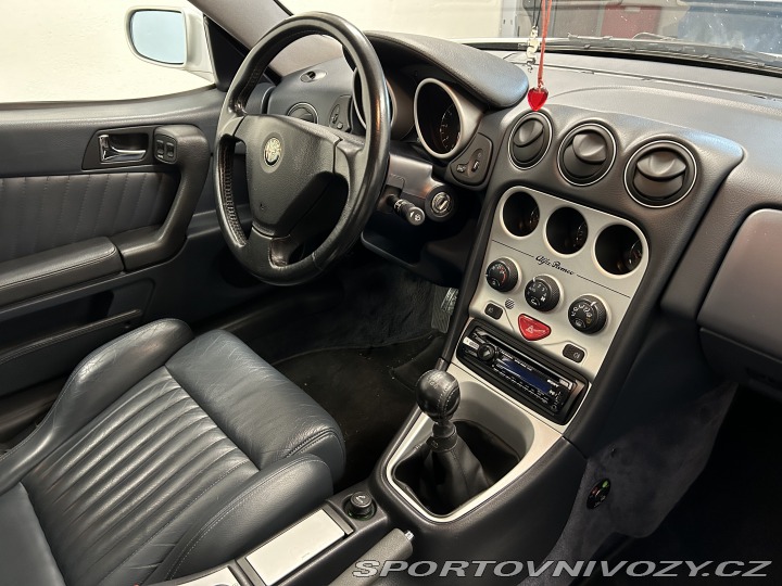 Alfa Romeo GTV 916 2000