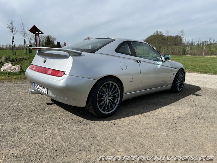Alfa Romeo GTV 916 2000