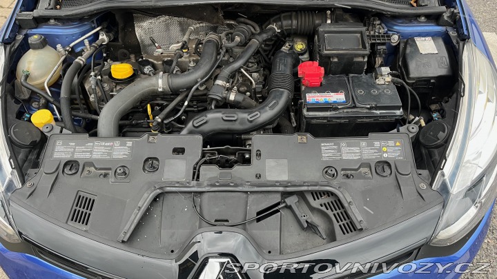 Renault Clio Sport IV GT TCe 120 EDC 2015