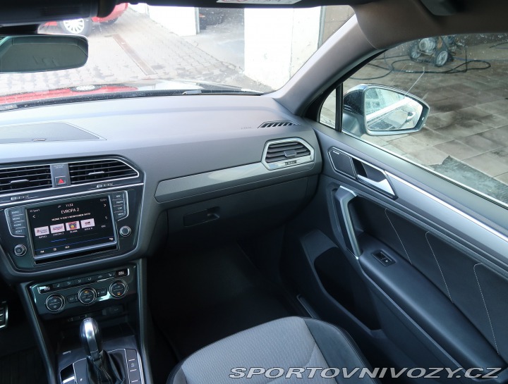 Volkswagen Ostatní modely Tiguan R-Line 2.0 BiTDI 2017