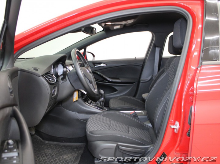 Opel Astra 1,4 T 110kW Dynamic 47 30 2016