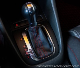 Volkswagen Golf 2.0 TFSI GTI DSG 2010