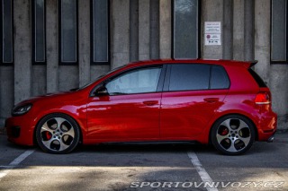 Volkswagen Golf 2.0 TFSI GTI DSG 2010