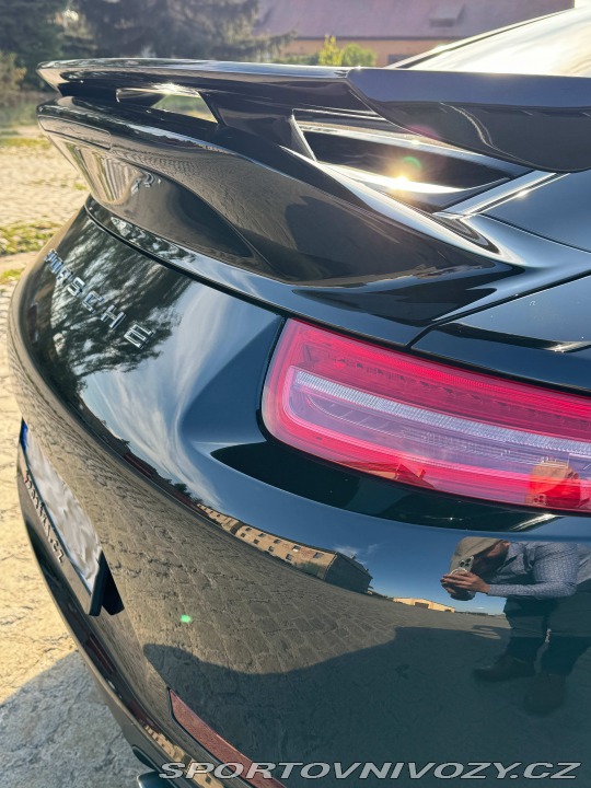 Porsche 911 CARRERA S 991 2015