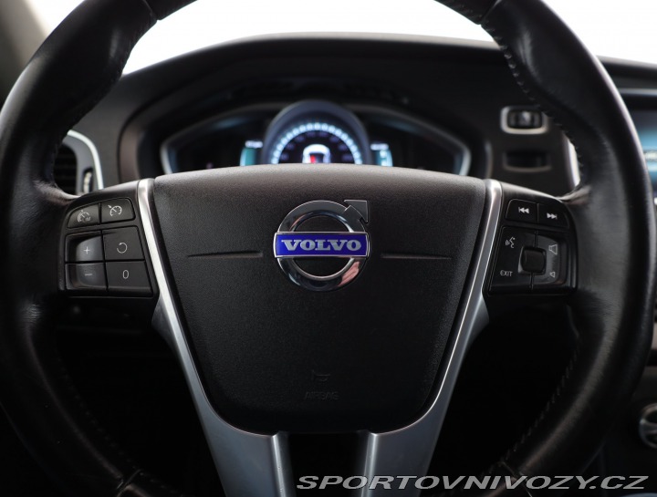 Volvo V40 2.0 D4 2014