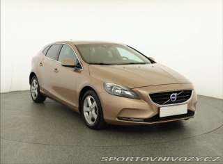 Volvo V40 2.0 D4 2014