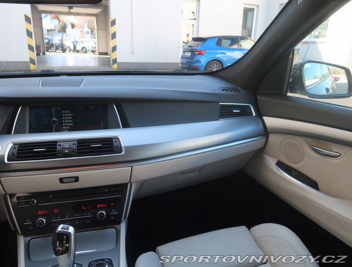 BMW 5 GT 535d xDrive GT 2011