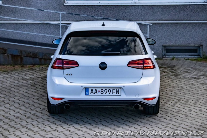 Volkswagen Golf 2.0 TSI BMT GTI DSG 2014