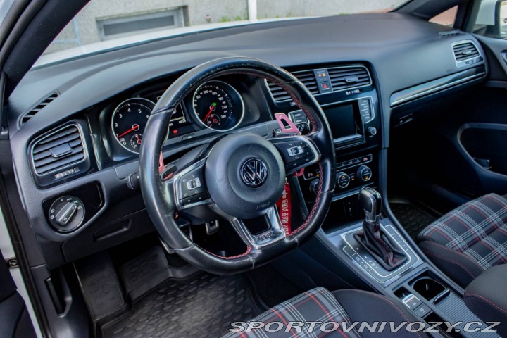 Volkswagen Golf 2.0 TSI BMT GTI DSG 2014