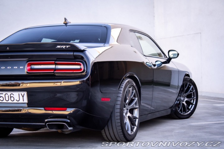 Dodge Challenger SRT 6.4 V8 392HEMI - zár 2016