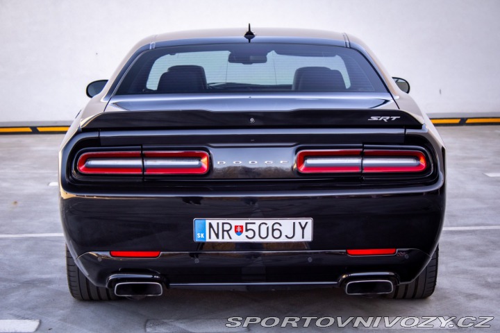 Dodge Challenger SRT 6.4 V8 392HEMI - zár 2016