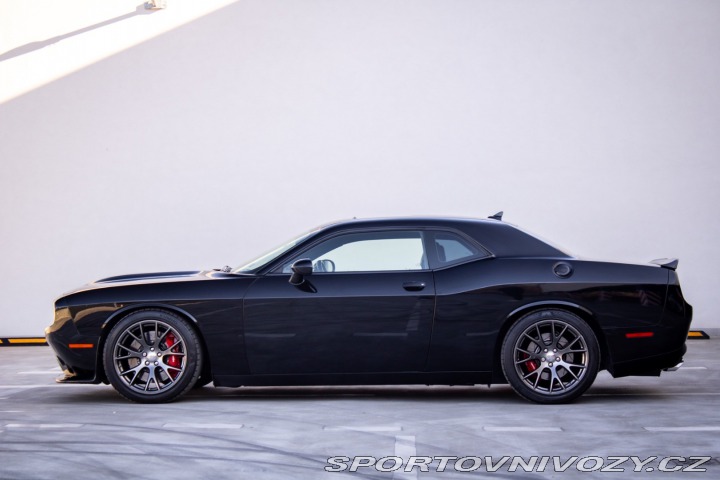Dodge Challenger SRT 6.4 V8 392HEMI - zár 2016
