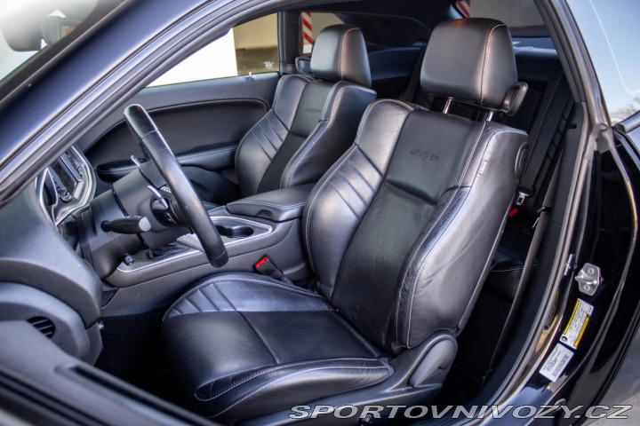 Dodge Challenger SRT 6.4 V8 392HEMI - zár 2016