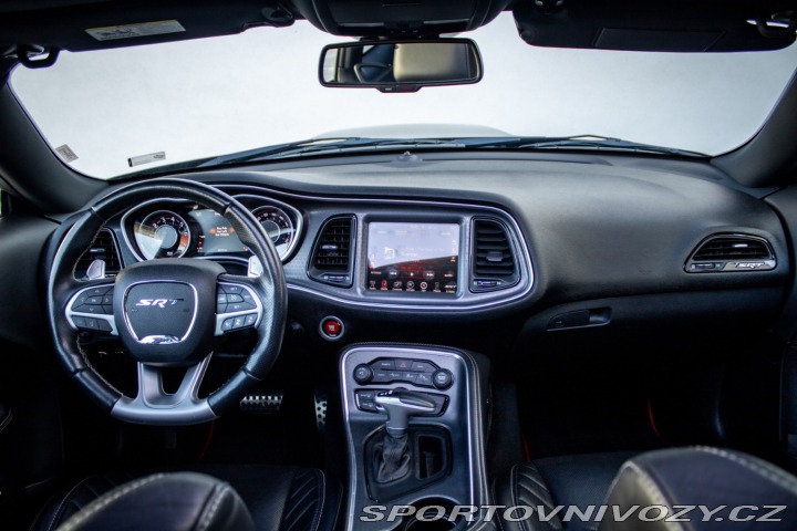 Dodge Challenger SRT 6.4 V8 392HEMI - zár 2016
