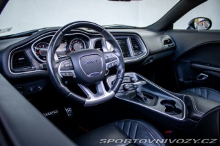 Dodge Challenger SRT 6.4 V8 392HEMI - zár 2016
