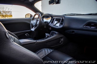 Dodge Challenger SRT 6.4 V8 392HEMI - zár 2016