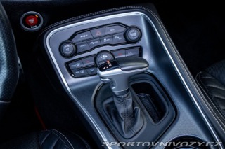 Dodge Challenger SRT 6.4 V8 392HEMI - zár 2016