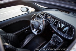 Dodge Challenger SRT 6.4 V8 392HEMI - zár 2016