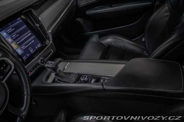 Volvo V90 D5 2.0L Inscription AWD 2017