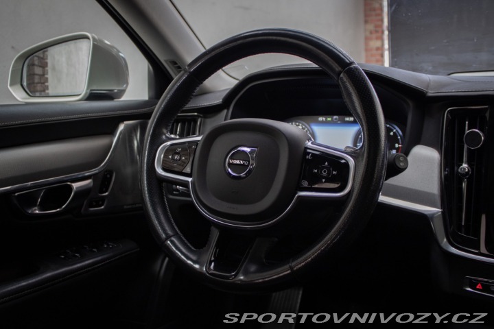 Volvo V90 D5 2.0L Inscription AWD 2017