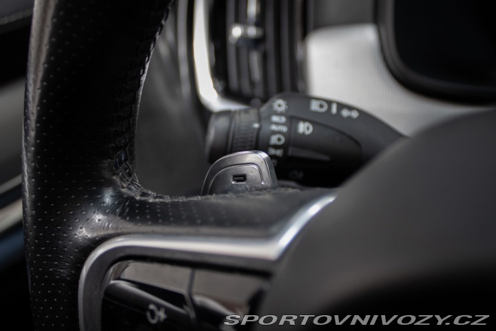 Volvo V90 D5 2.0L Inscription AWD 2017