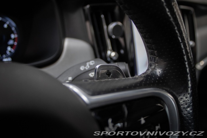 Volvo V90 D5 2.0L Inscription AWD 2017