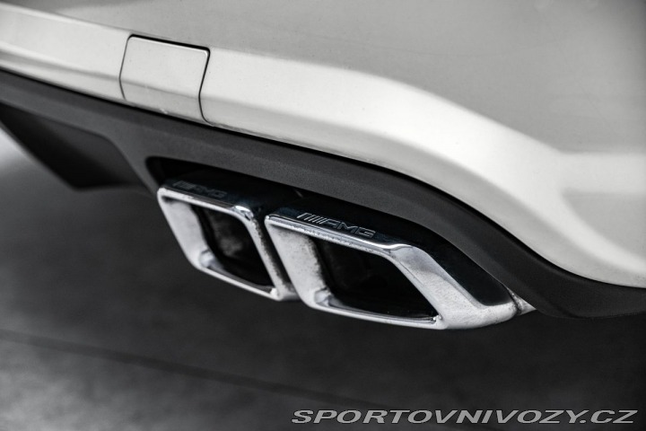 Mercedes-Benz CLS Designo Carbon H&K 1800