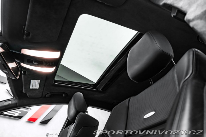 Mercedes-Benz CLS Designo Carbon H&K 2012