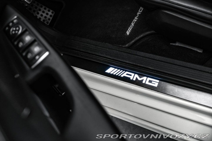 Mercedes-Benz CLS Designo Carbon H&K 1800