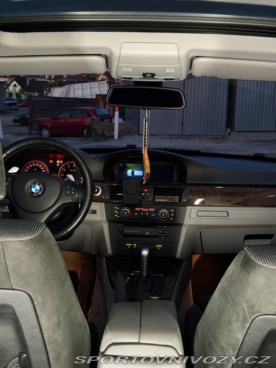 BMW 3 e91 N52B30A 2006