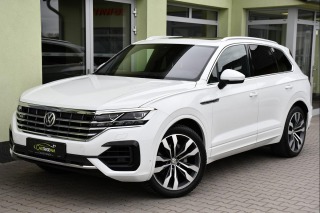 Volkswagen  Touareg 3.0TDi R-LINE PANO TAŽNÉ