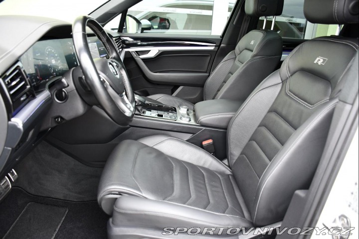 Volkswagen Ostatní modely Touareg 3.0TDi R-LINE PANO TAŽNÉ 2020