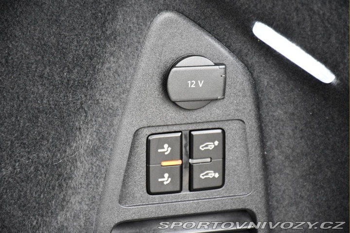Volkswagen Ostatní modely Touareg 3.0TDi R-LINE PANO REZERV 2020
