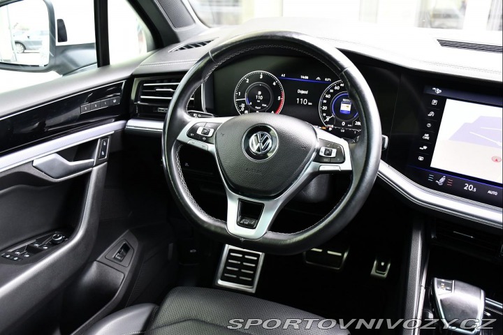 Volkswagen Ostatní modely Touareg 3.0TDi R-LINE PANO TAŽNÉ 2020