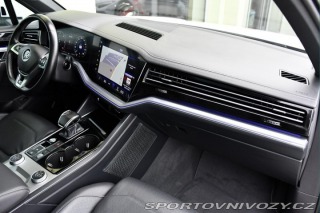 Volkswagen Ostatní modely Touareg 3.0TDi R-LINE PANO TAŽNÉ 2020