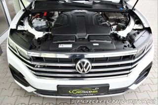 Volkswagen Ostatní modely Touareg 3.0TDi R-LINE PANO TAŽNÉ 2020