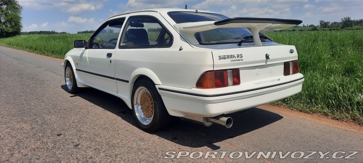 Ford Ostatní modely Sierra Cosworth RS 1986