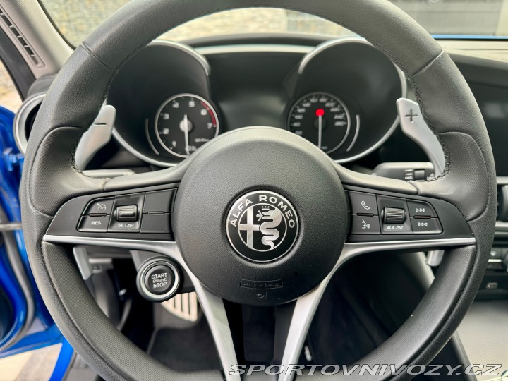 Alfa Romeo Giulia VELOCE Q4 2.0T 206kW 2019