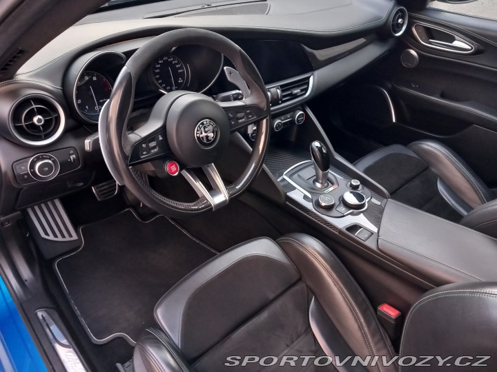 Alfa Romeo Giulia Quadrifoglio 2018