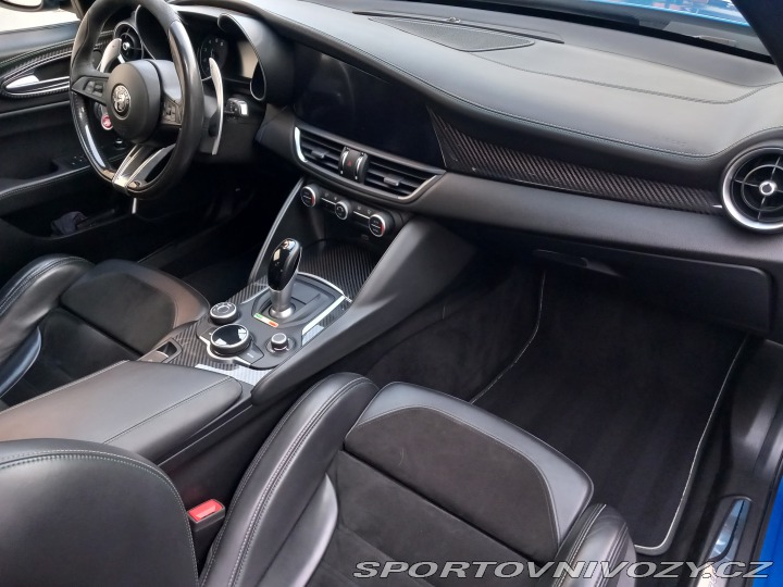 Alfa Romeo Giulia Quadrifoglio 2018