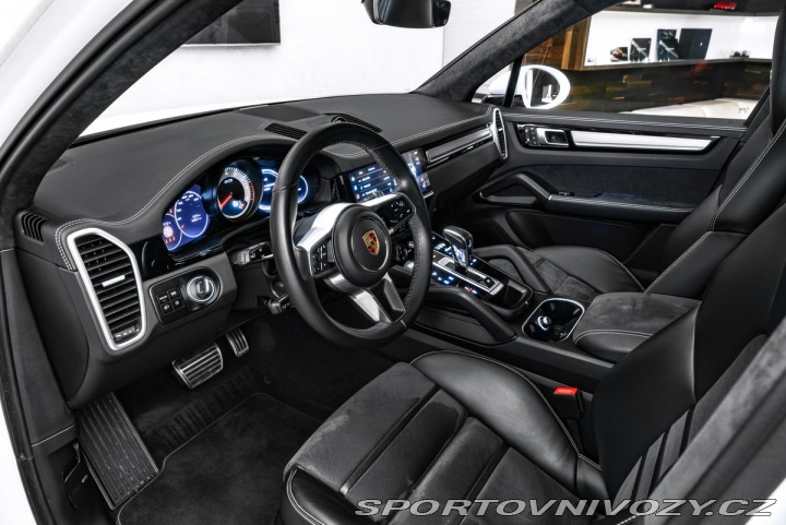 Porsche Cayenne 4.0 GTS Sport Chrono PDLS 1800