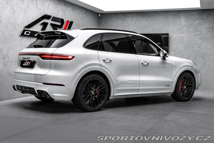 Porsche Cayenne 4.0 GTS Sport Chrono PDLS 1800