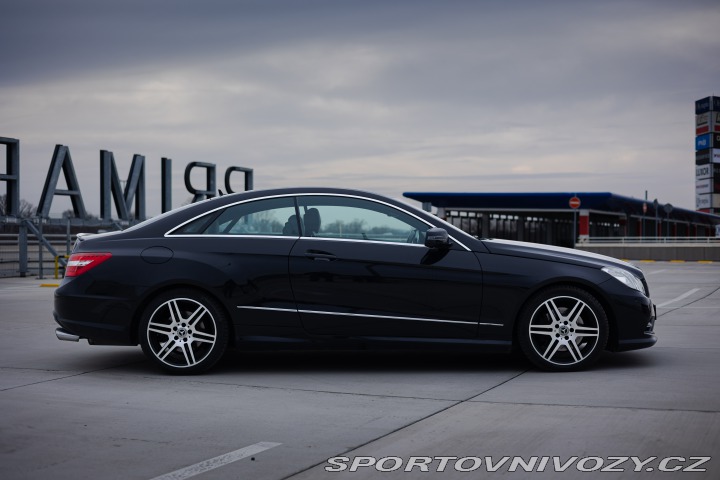 Mercedes-Benz E Mercedes-Benz E-Coupe 2012